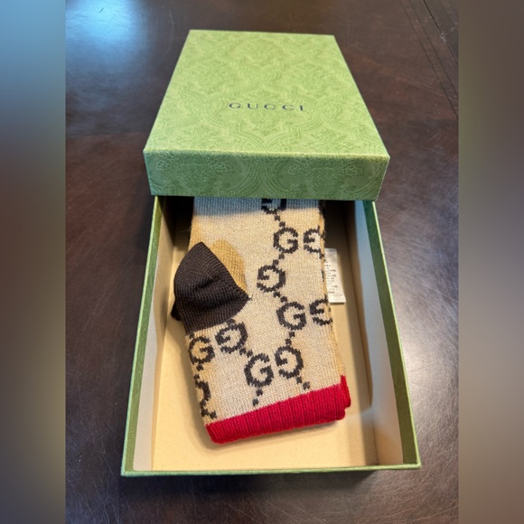 New Authentic Gucci GG Supreme Logo Green Red Socks Size M - Picture 8 of 10